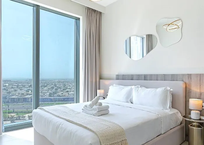 Sky-High Downtown 1Br Steps From Burj Khalifa