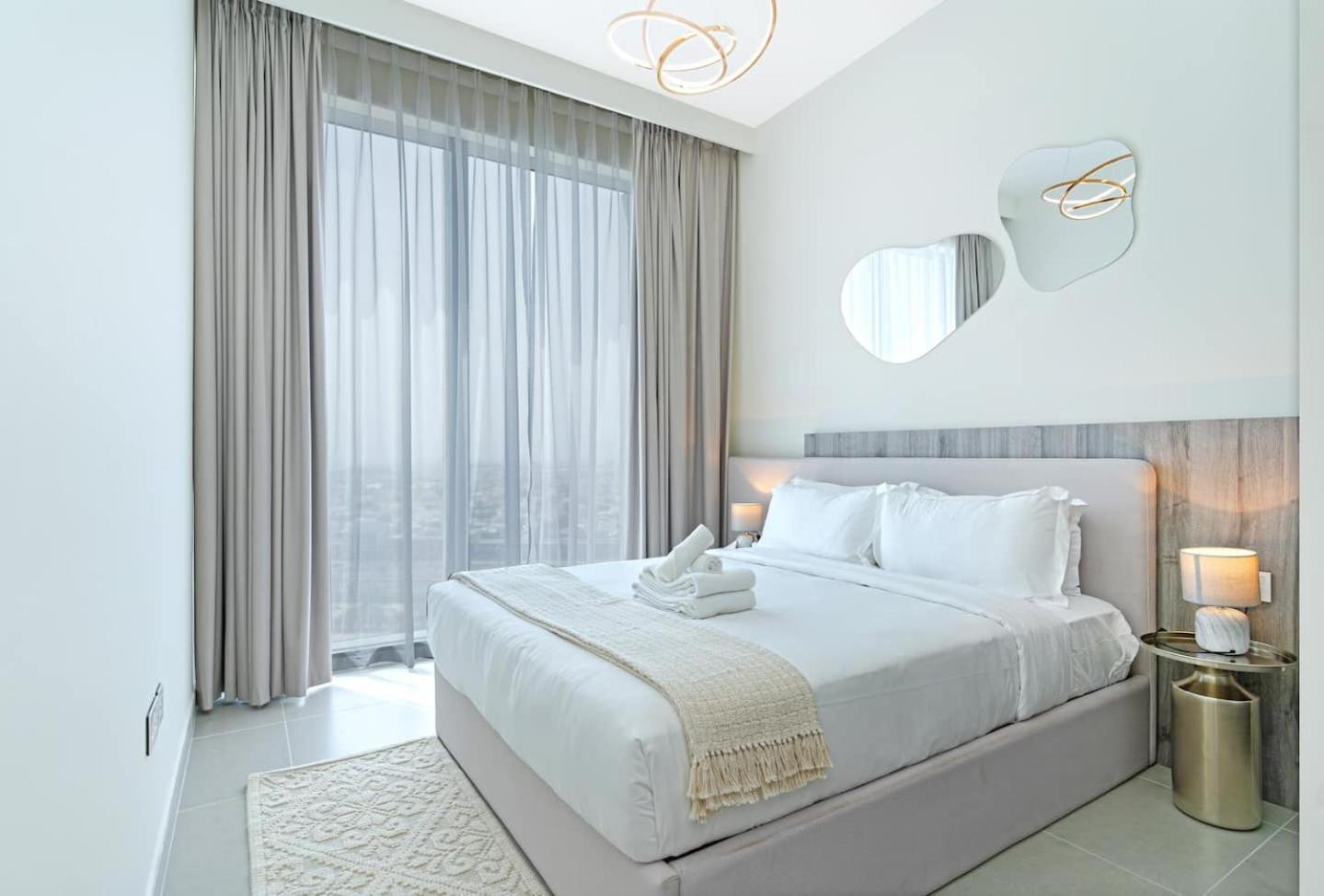 Apartment Sky-high Downtown 1br Steps From Burj Khalifa *