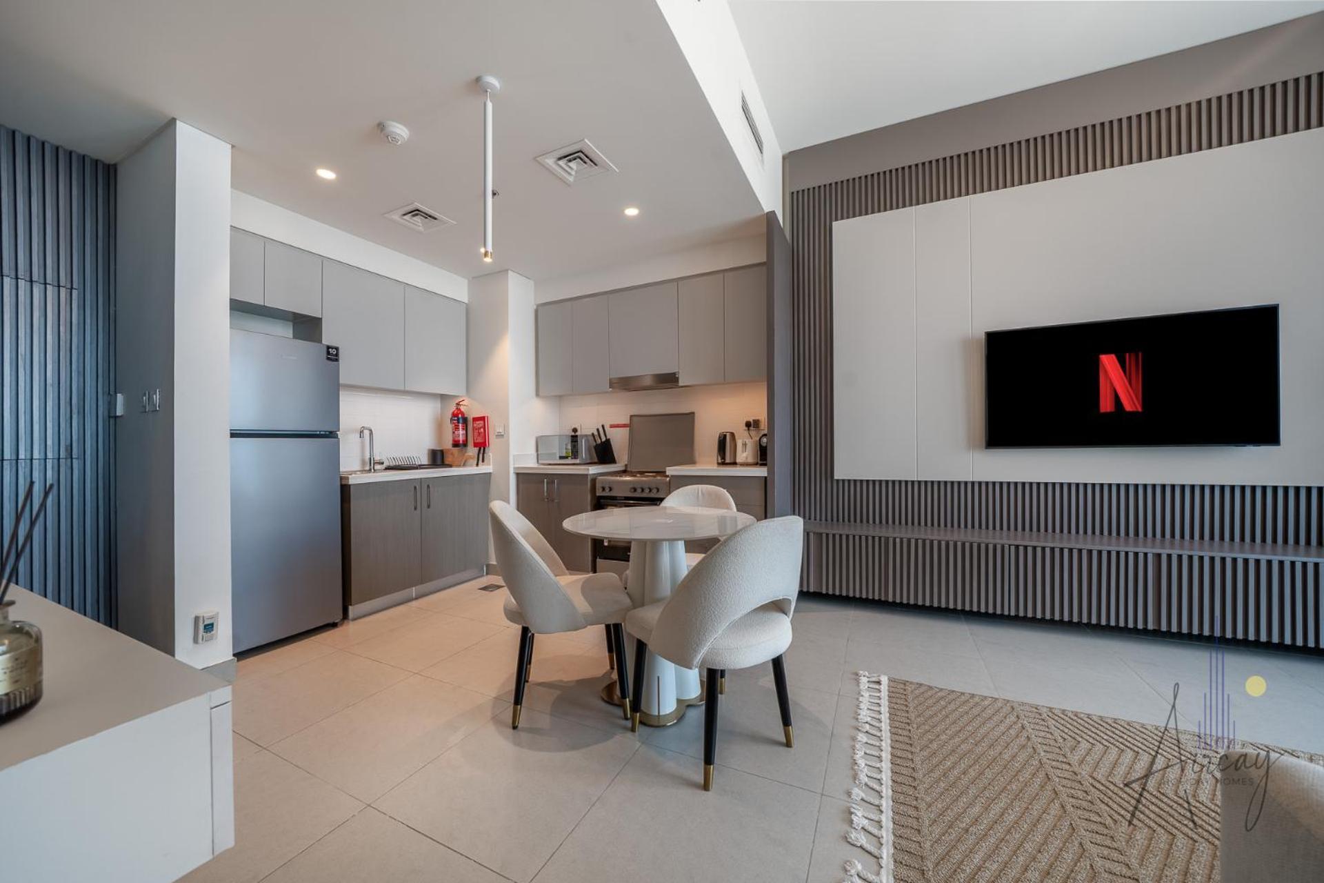 Sky-high Downtown 1br Steps From Burj Khalifa *