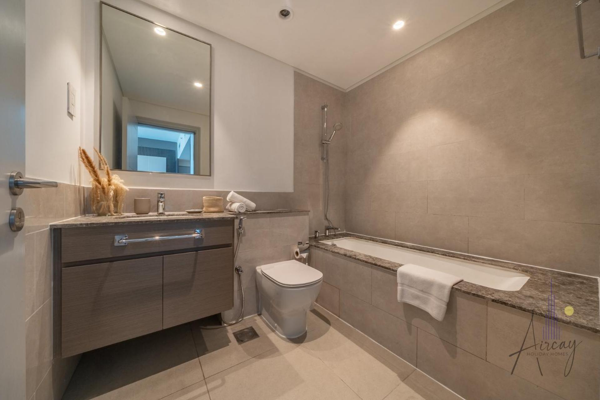 Sky-high Downtown 1br Steps From Burj Khalifa *